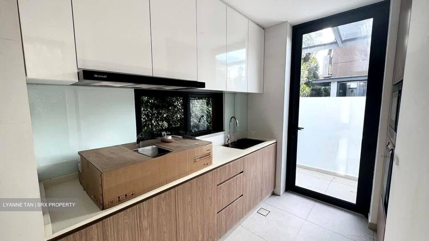 CLUNY PARK ROAD (D10), Detached #538725281